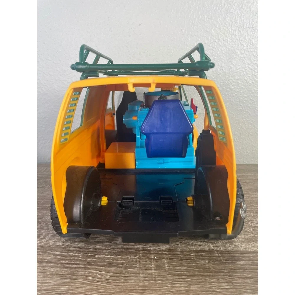 TMNT Mutant Mayhem Pizza Fire Van Playmates 2023 Ninja‎ Turtles Vehicle